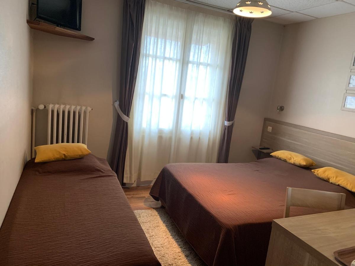 Au Vieux Puits Hotel Villers-Bocage  Buitenkant foto